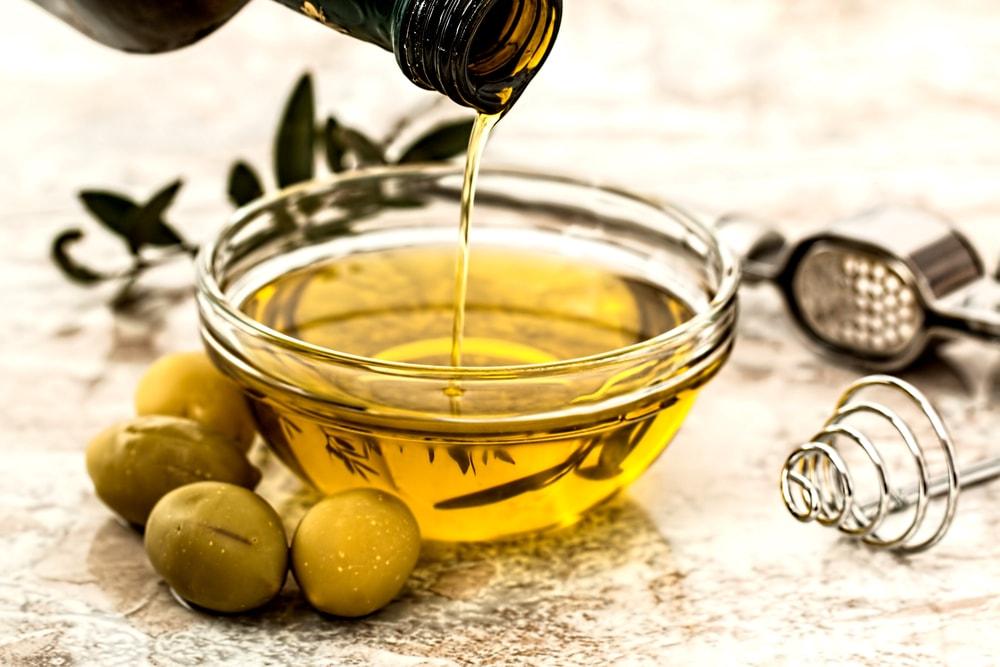 Olive Oil: Beauty Powerhouse in Your Pantry